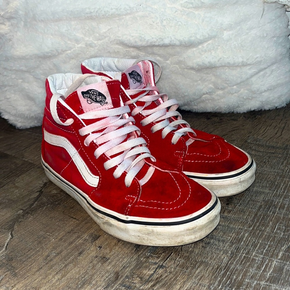 VANS Women’s High Tops: Size 7.5